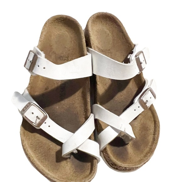 Birkenstock Mayari 2 Strap Metal Bruckle In white Size 32 (girls 1) - Picture 3 of 7